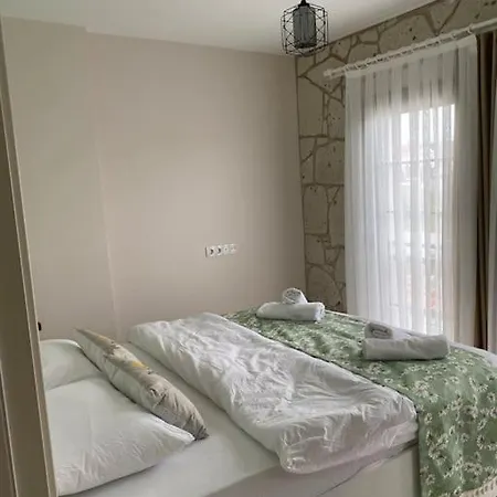 Prázdninový dům Olea Tas Begonvile B1 Konagi Alaçatı